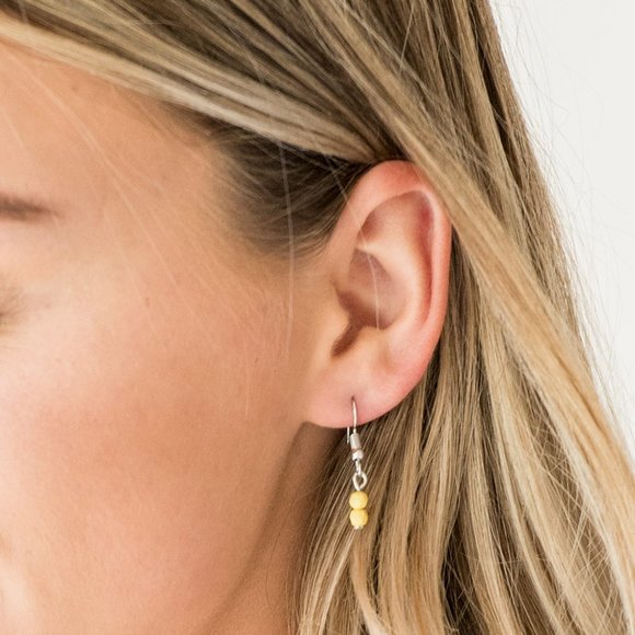 Mild Wild - Yellow Necklace - Picture 3 of 3